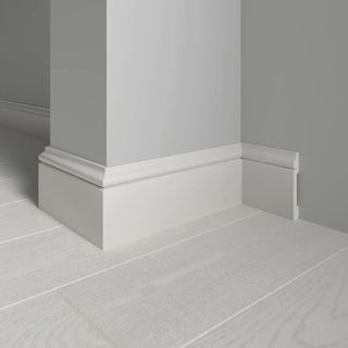 005-75 005-75 Плинтус Decor Dizayn широкий  79x13x2400мм Décor Dizayn